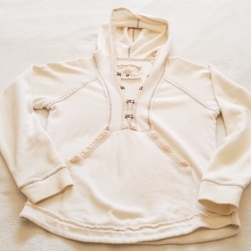 North River Outfitters hoodie, size small